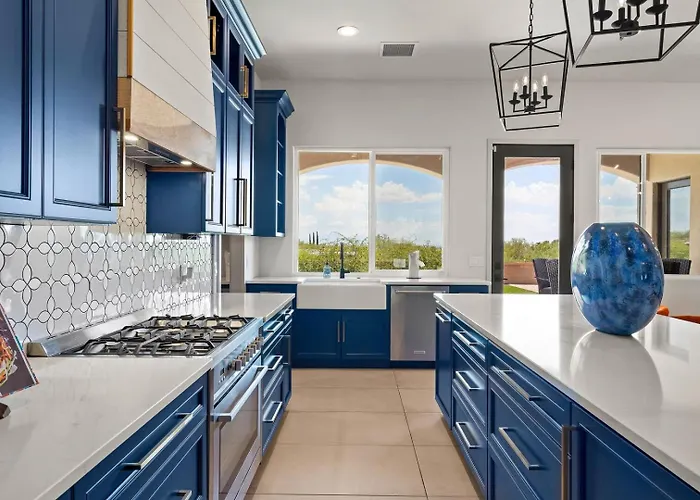Luxury Foothills Estate • Heated Pool Views * Tucson