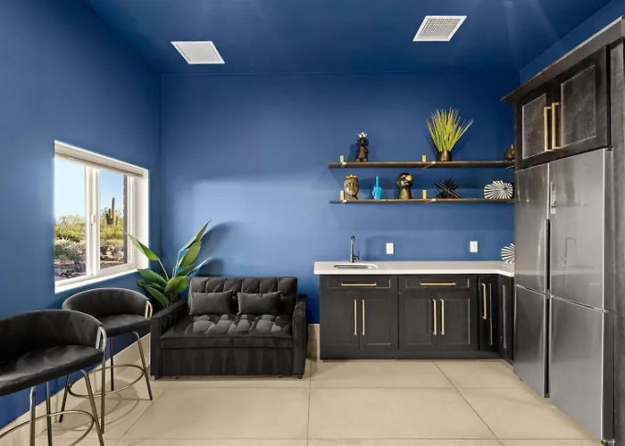 Holiday home Luxury Foothills Estate • Heated Pool Views Tucson