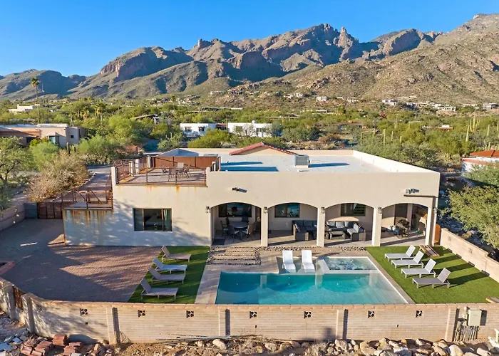 Luxury Foothills Estate • Heated Pool Views * Tucson